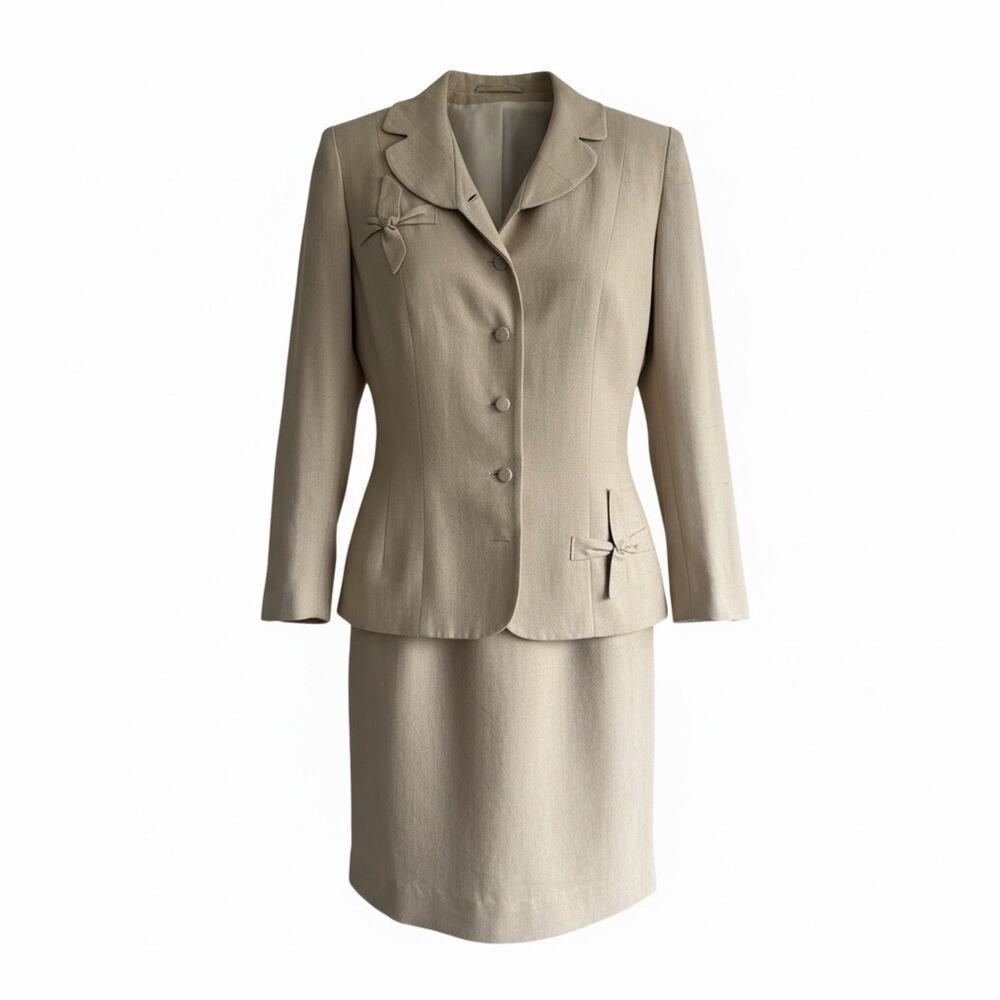 Vintage Duchess Royal Pure Silk Skirt Suit Set Beige Bow Detail Small